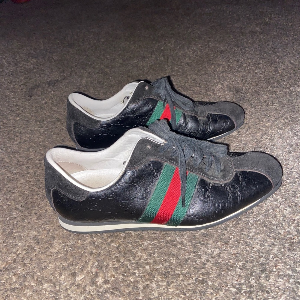 Gucci Men's Black Sneakers with Red and Green Stripes - Picture 4 of 7